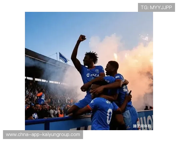 波尔图宣布与商业伙伴达成长远赞助合作引领足球新时代