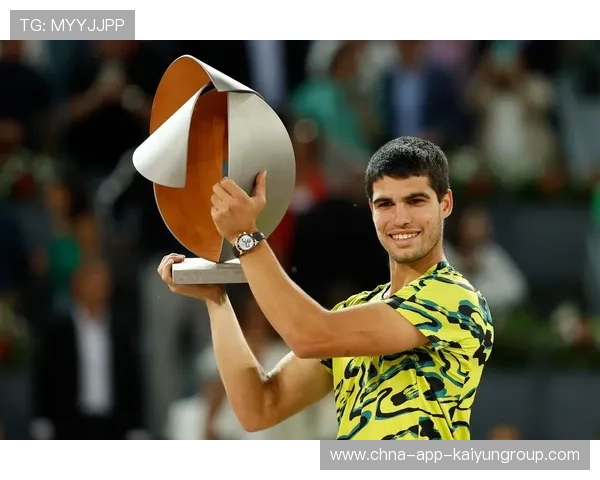 澳洲网球：阿尔卡拉斯荣耀归来，夺冠再下一班！，2021澳洲网球男子